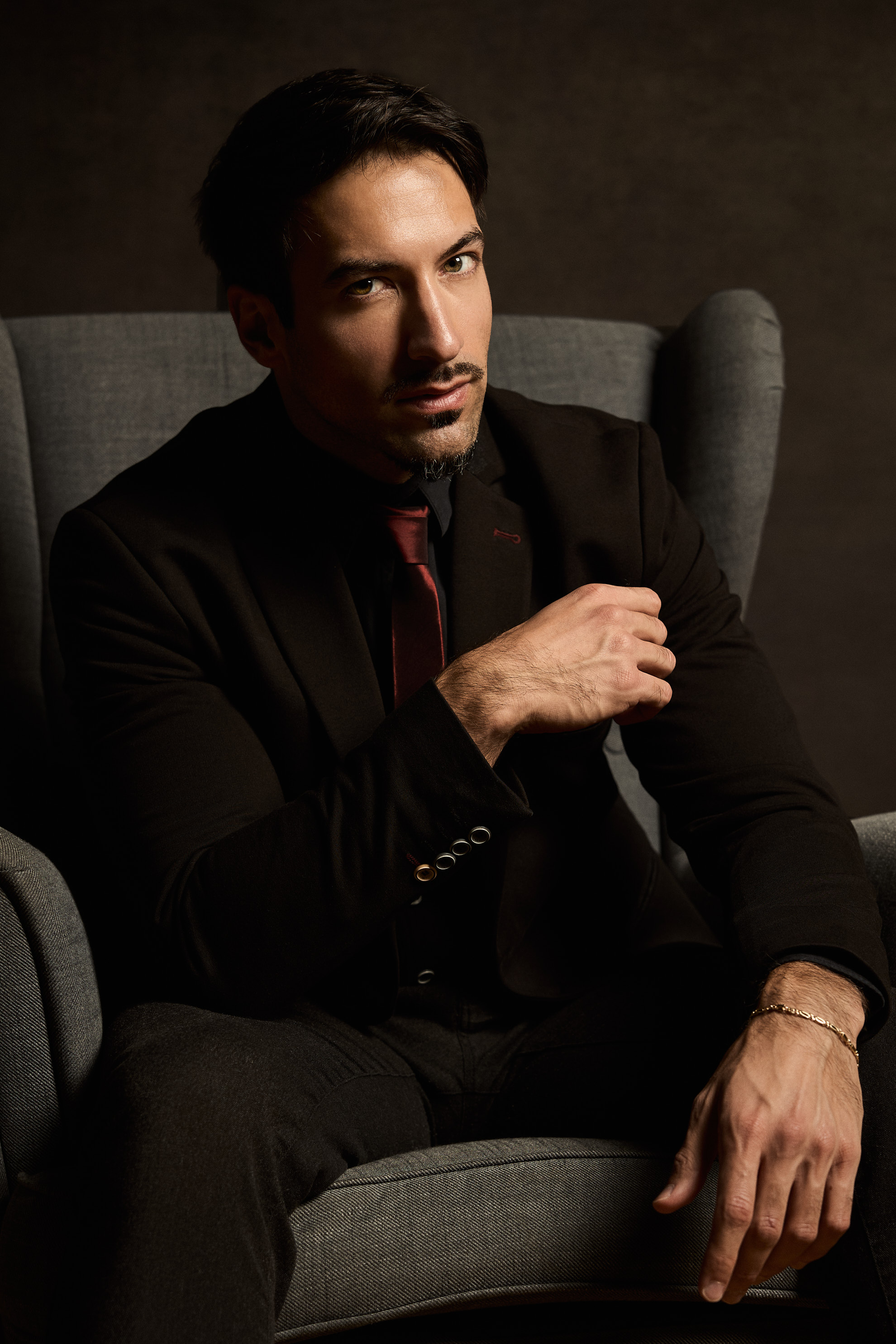 Edis König — Portrait