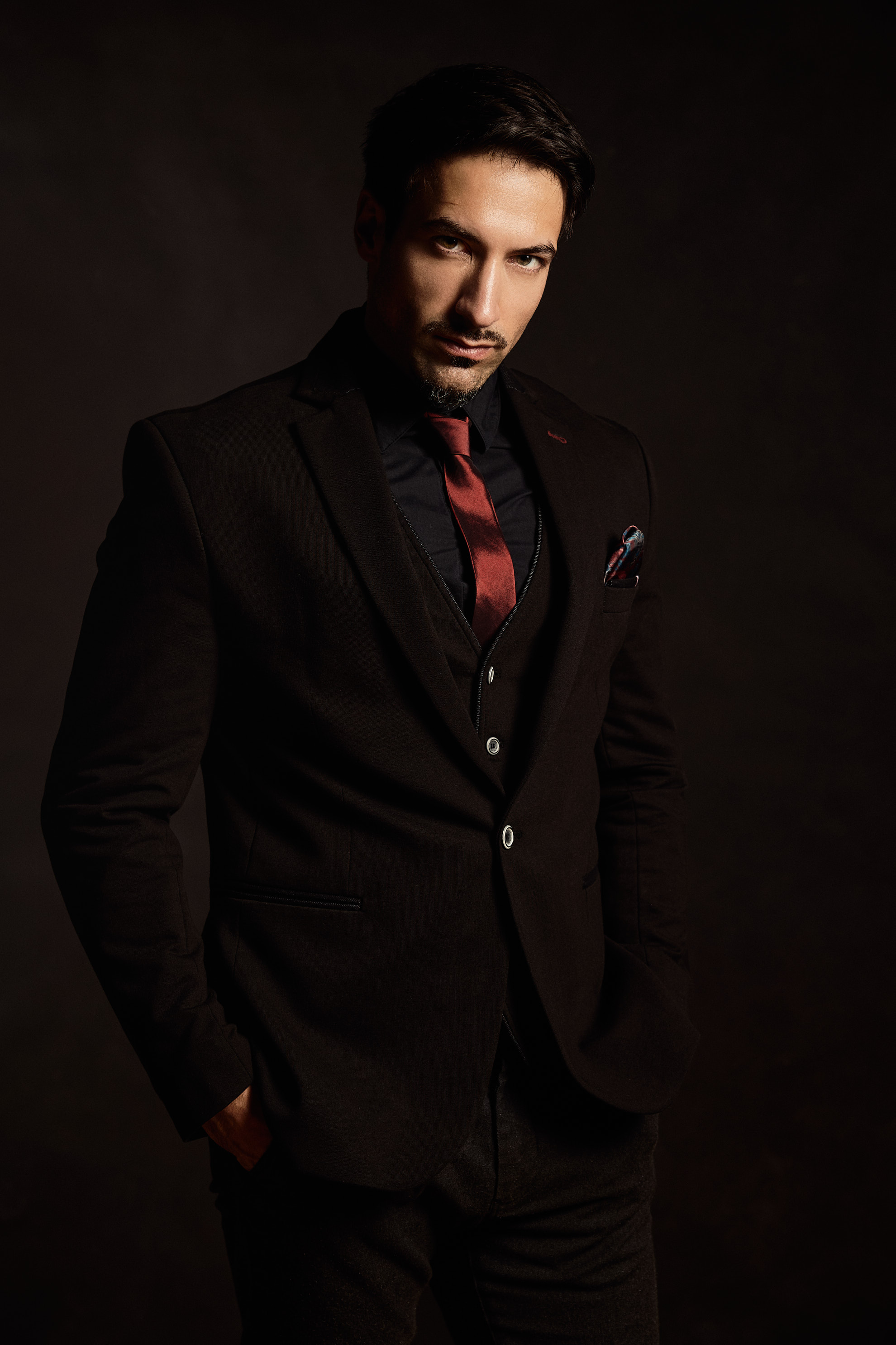 Edis König — Portrait